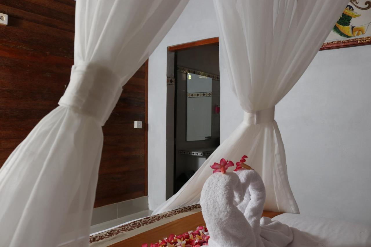 Dangin Kubu Bungalow Sakti Kültér fotó
